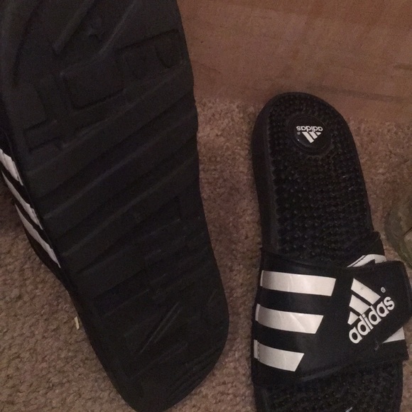 Adidas - Picture 3 of 3